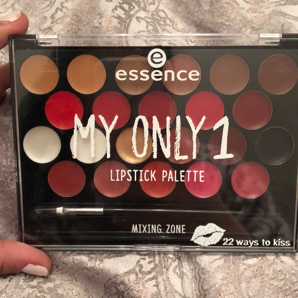 Brand new essence lipstick palette